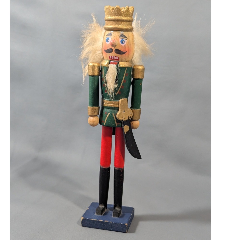 Greenbrier International Wooden Nutcracker King 8 Inch Green Red Gold Holiday